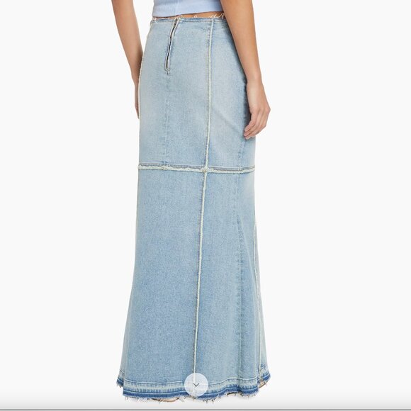NWT Re/done Frayed Denim Maxi Skirt Size 28 (Women's 6 but will fit an 8) - Picture 3 of 5